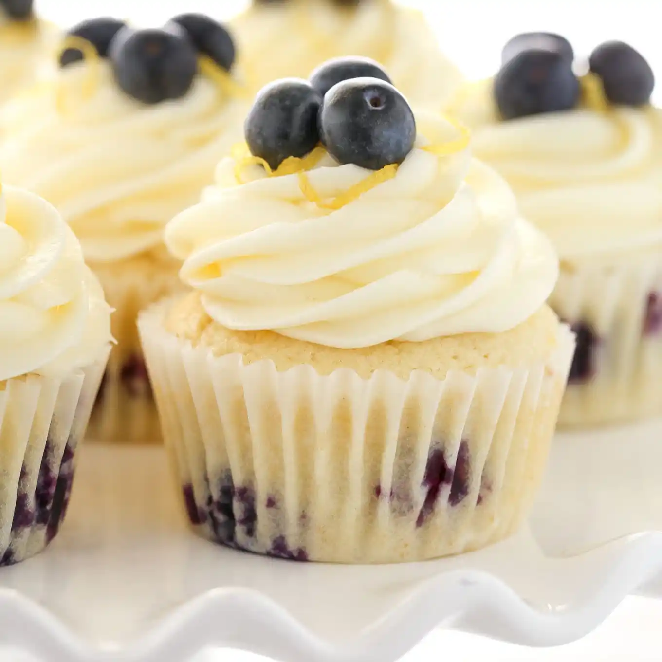 Lemon Curd and Bluberry Cupcakes